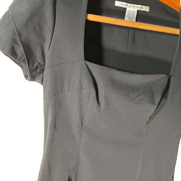 Diane von Furstenberg Dress Black Square /Scoop Neckline Short Sleeve Fitted - Picture 4 of 11